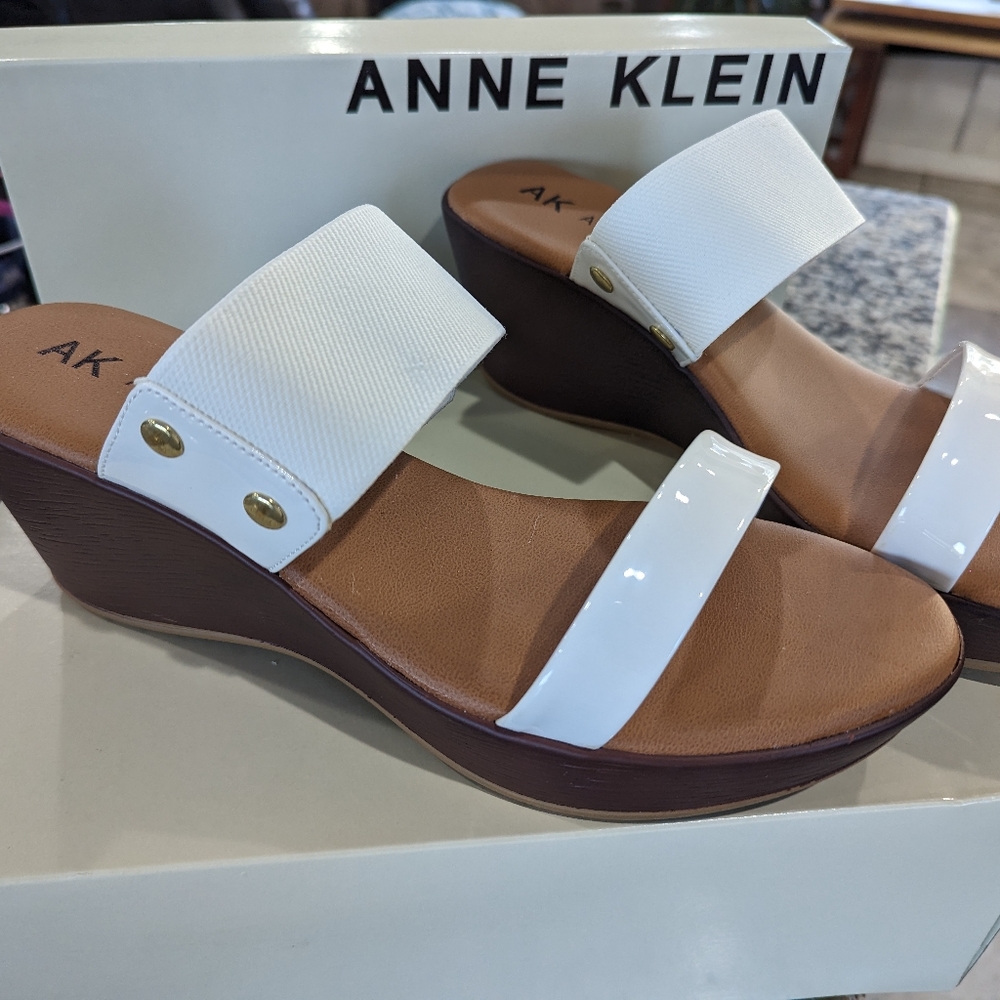 Anne Klein size 9